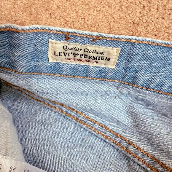 Levi’s 501 Cotton Denim Rolled Jean Shorts Light Wash Women 25 - Picture 5 of 15